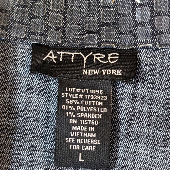 ATTYRE NEW YORK, Charcoal belted jacket, pockets, almost a snakeskin fab… - Picture 6 of 7